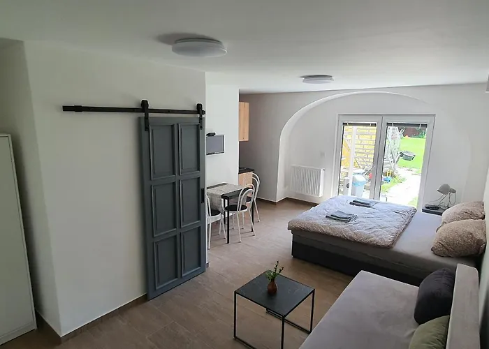 Cerny Kohout 3*