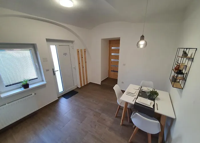 公寓式酒店 Cerny Kohout Černá v Pošumaví